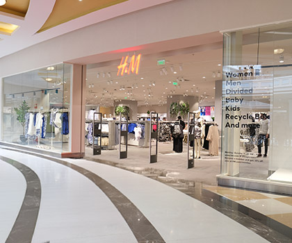 Amanora Mall H And M Summer Sale H&m India H And M Festival