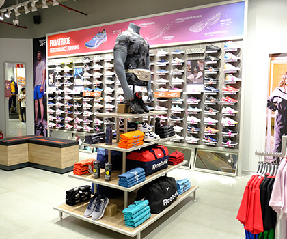 Reebok shoes outlet stores on sale